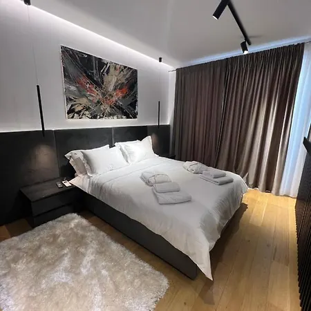 Apartment The Glowing Marmara - Life In City Center Cluj-Napoca