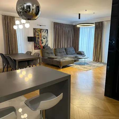 Apartment The Glowing Marmara - Life In City Center Cluj-Napoca
